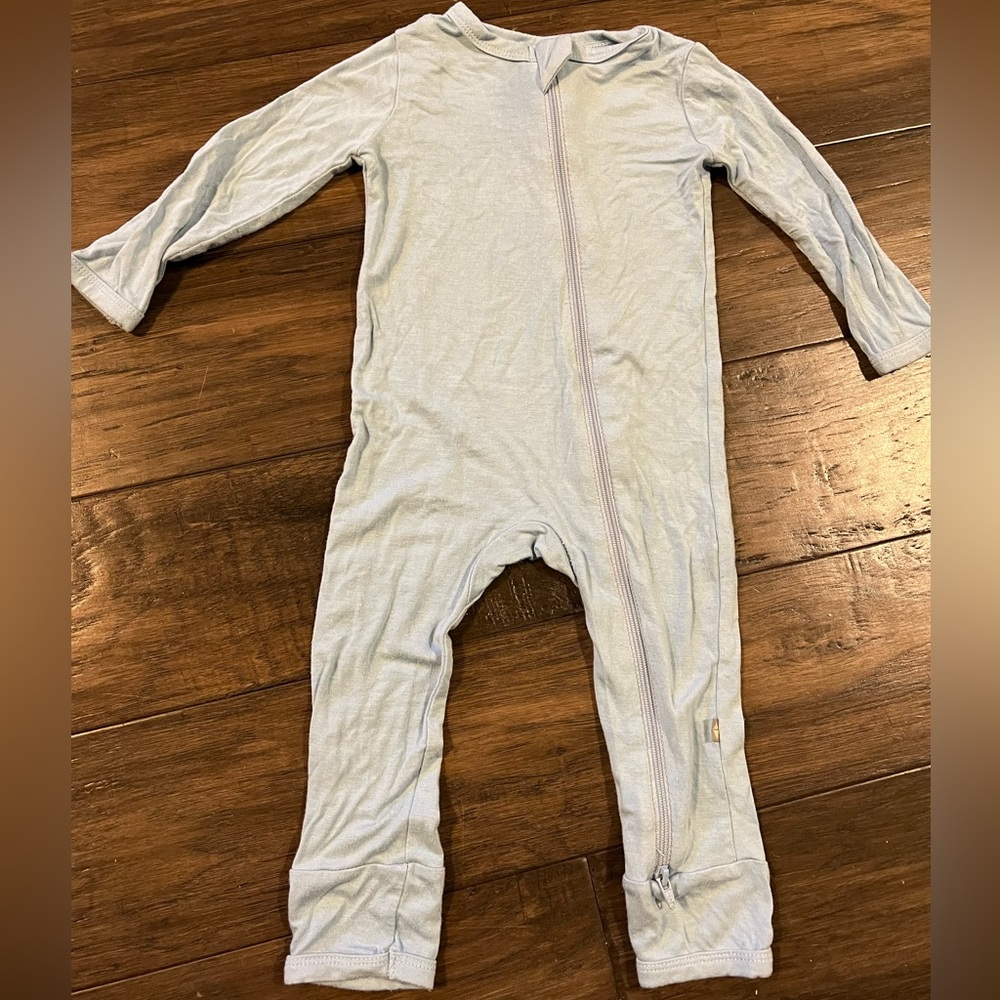 Kyte baby zipper romper size 6-12 months in stream